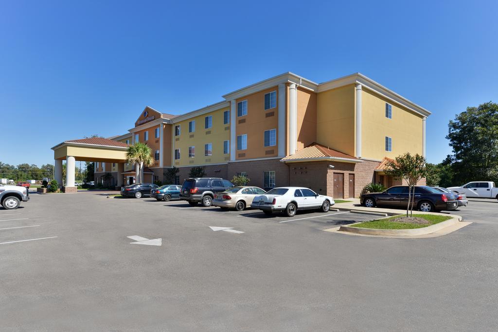 Comfort Hotel 4*